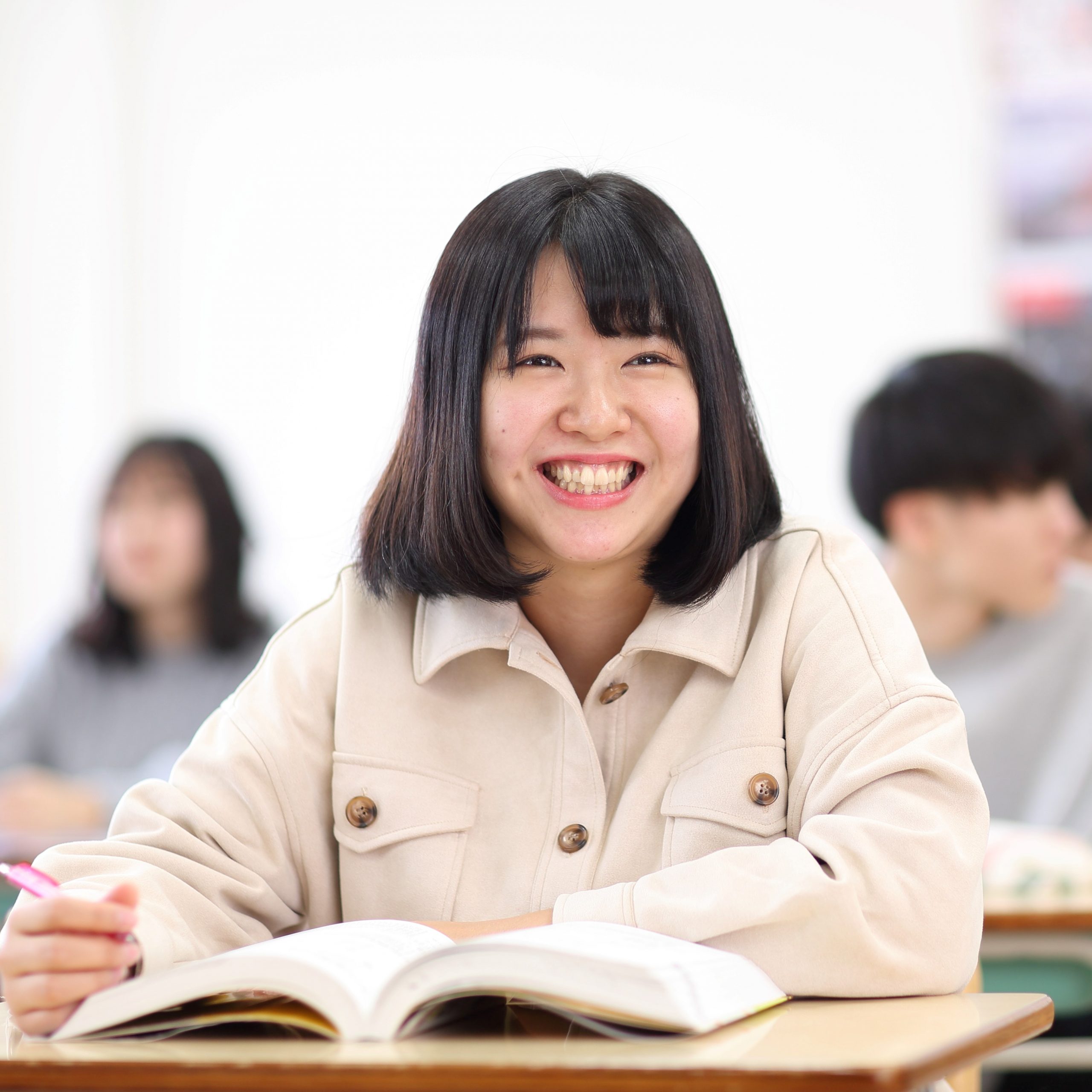 吉田学園医療歯科専門学校の在校生紹介